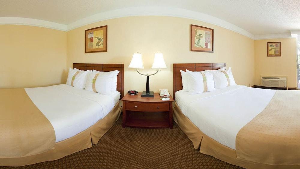 Holiday Inn Ponce & El Tropical Casino By Ihg Bagian luar foto