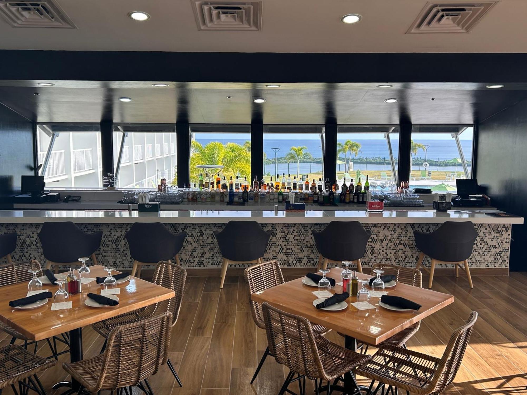 Holiday Inn Ponce & El Tropical Casino By Ihg Bagian luar foto