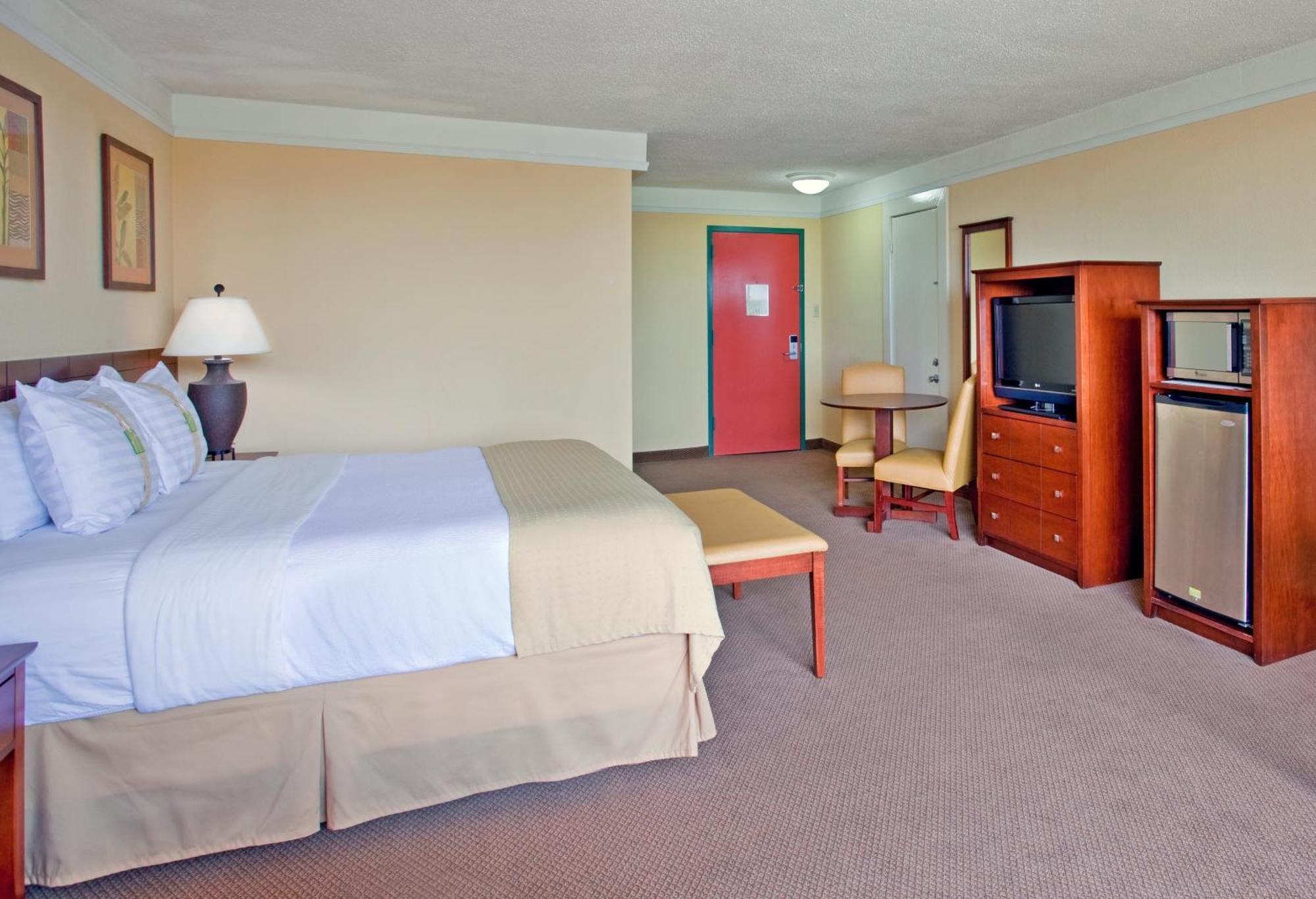Holiday Inn Ponce & El Tropical Casino By Ihg Bagian luar foto