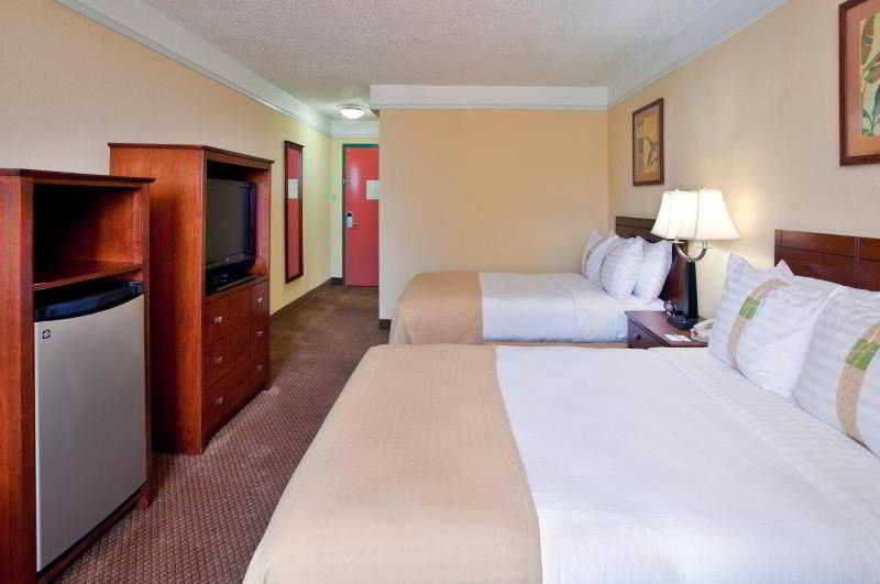 Holiday Inn Ponce & El Tropical Casino By Ihg Bagian luar foto